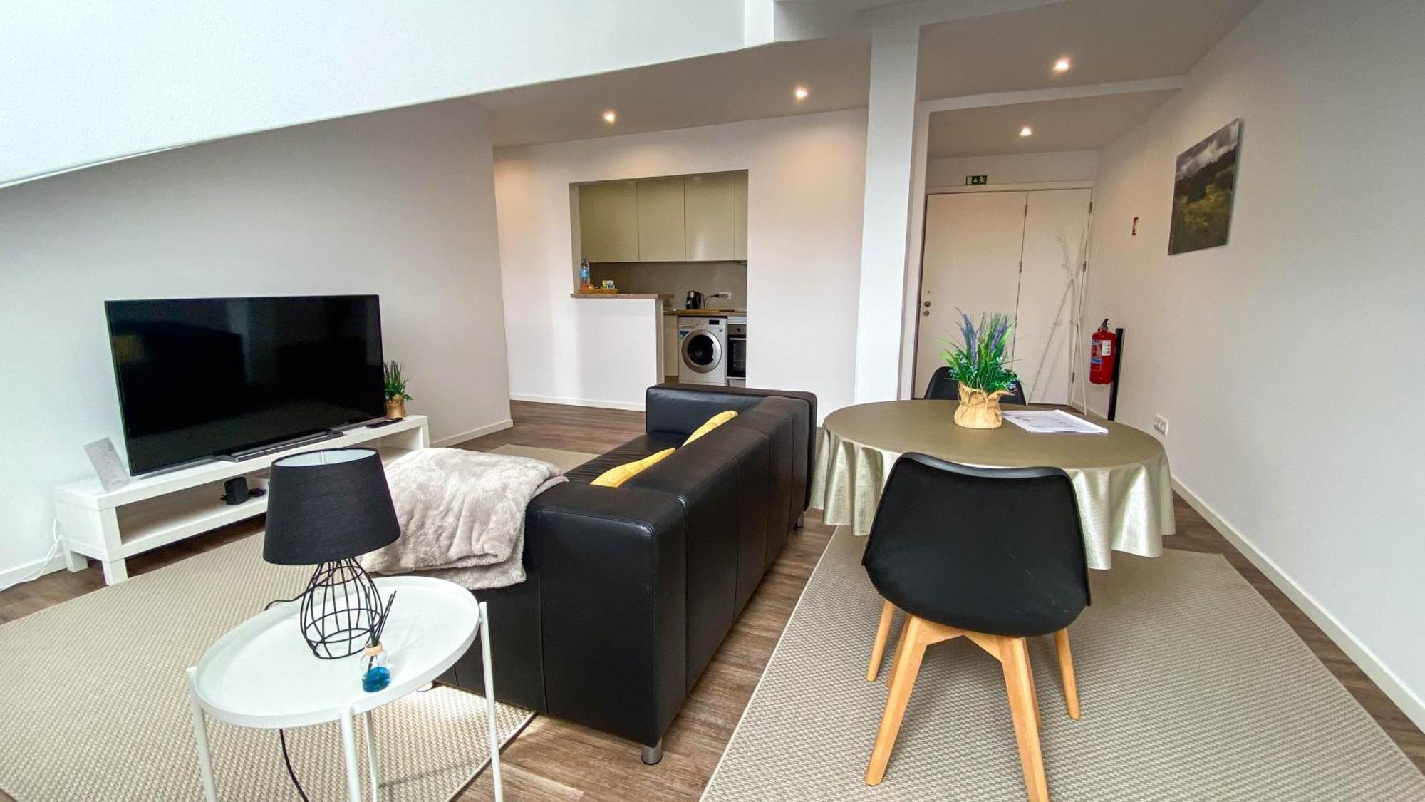 Sao Miguel Charming House By Lfc Apts Ponta Delgada  Bagian luar foto